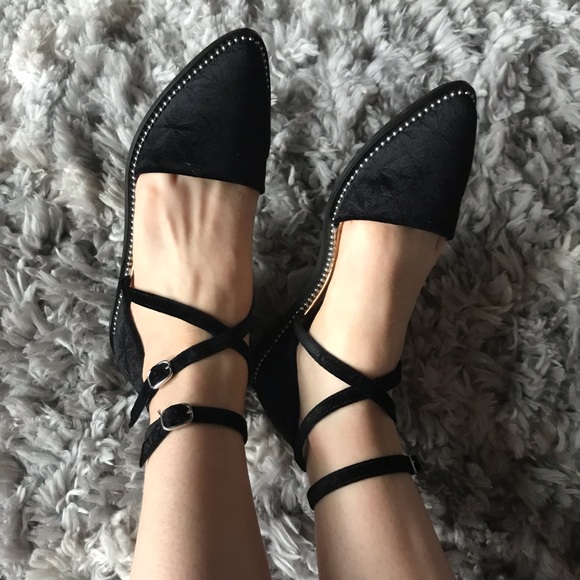 Free People Shoes - Free People Faryl Robin velvet ankle strap flats